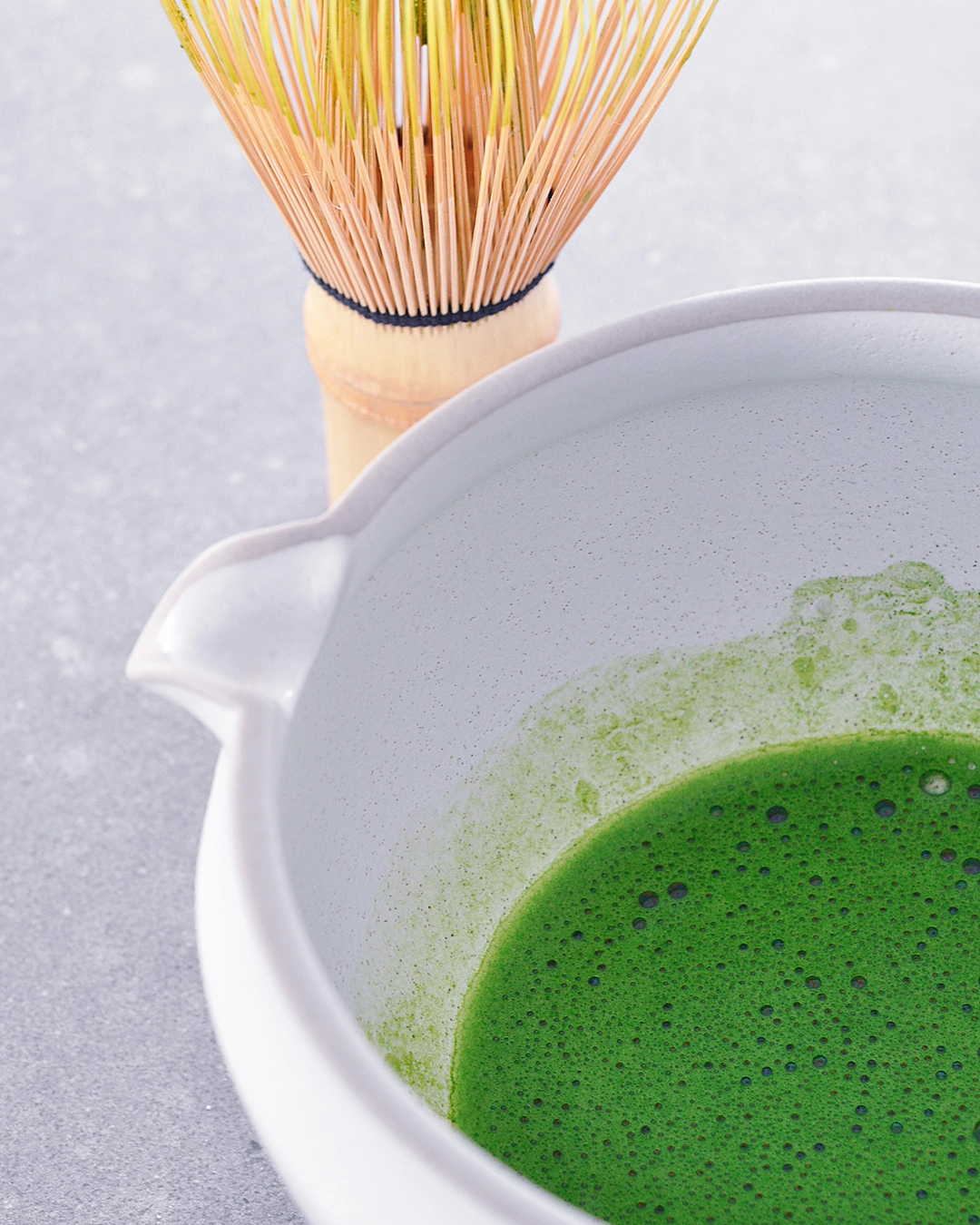 抹茶と片口と茶筅